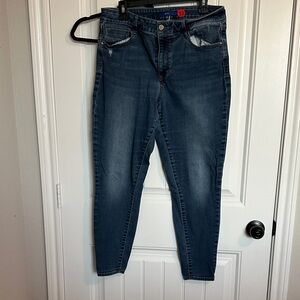 ❤️Apt. 9 Women's Dark Blue Skinny Jeans